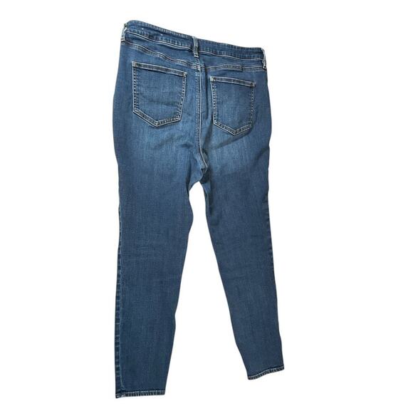 Chicos Skinny Ankle Size 10 R Used Cigarette Fit Soft Denim Good Condition - Picture 8 of 10